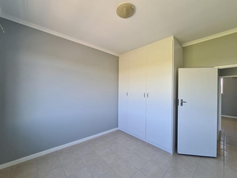 To Let 2 Bedroom Property for Rent in Bloemhof Western Cape